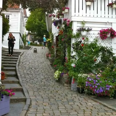 Historical Apartments In The Heart Of The Old Town Stavanger Exterior photo