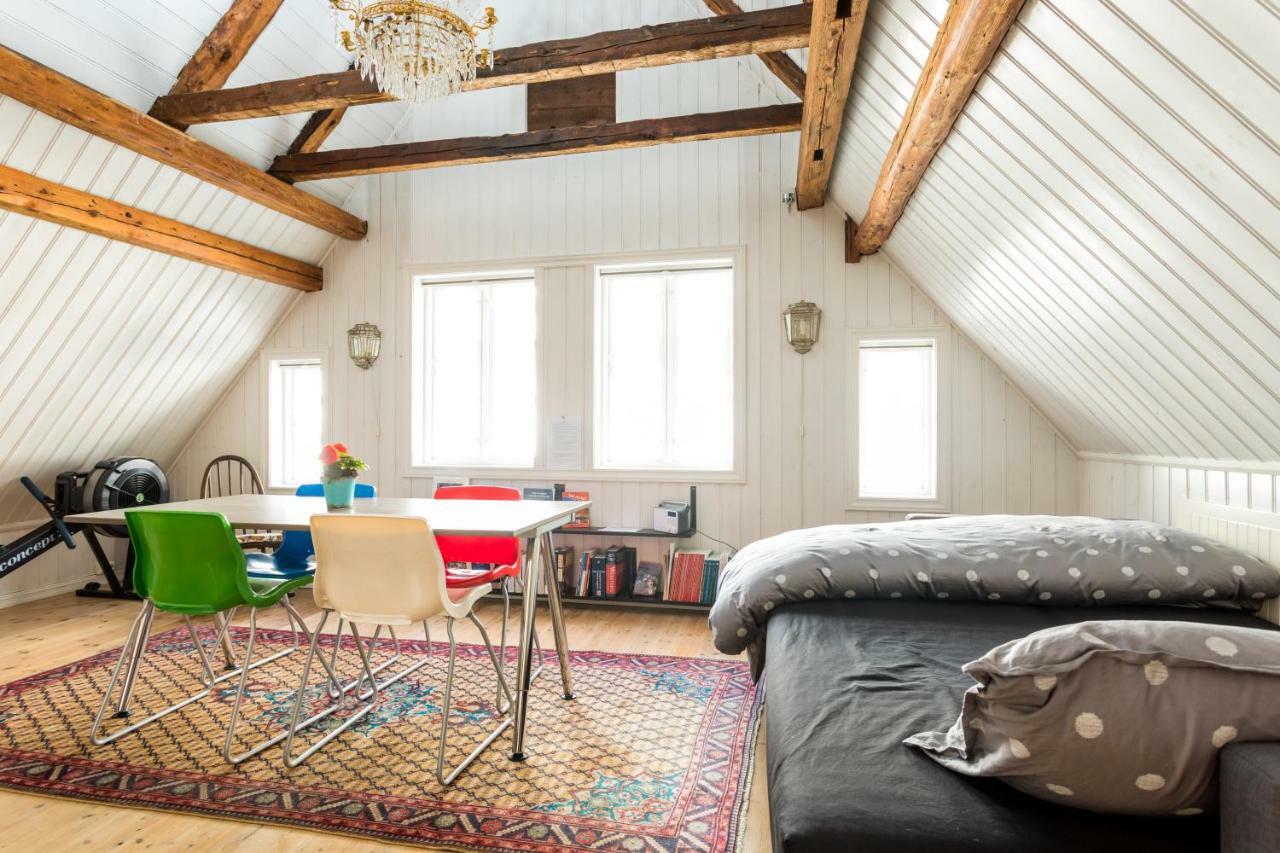 Historical In The Heart Of The Old Town Apartment
